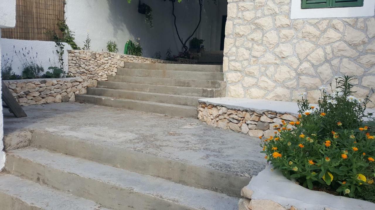 Apartment Cernesa Razanac Luaran gambar