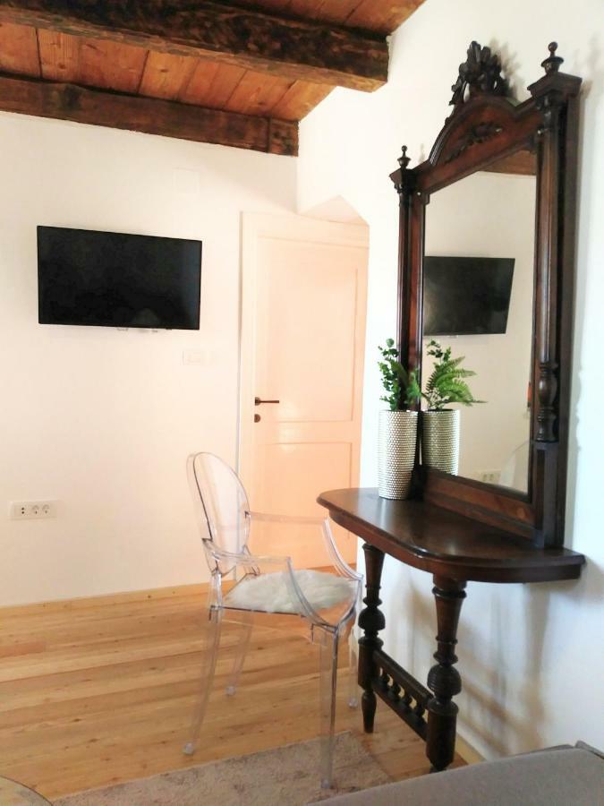 Apartment Cernesa Razanac Luaran gambar