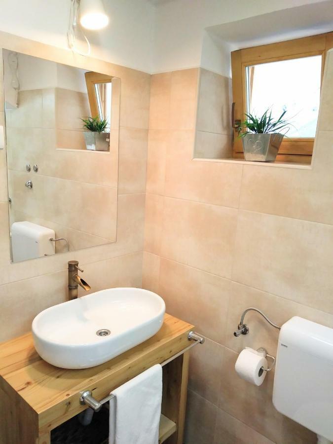Apartment Cernesa Razanac Luaran gambar