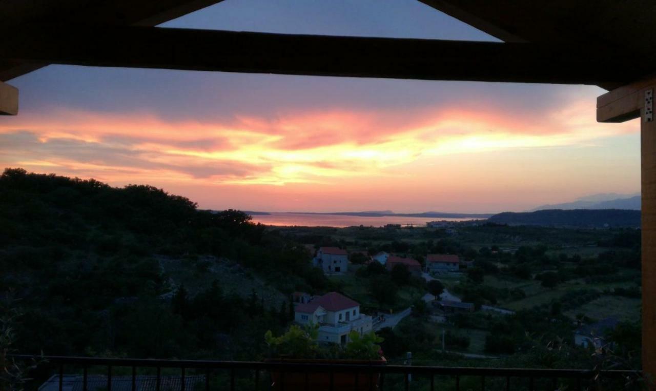 Apartment Cernesa Razanac Luaran gambar